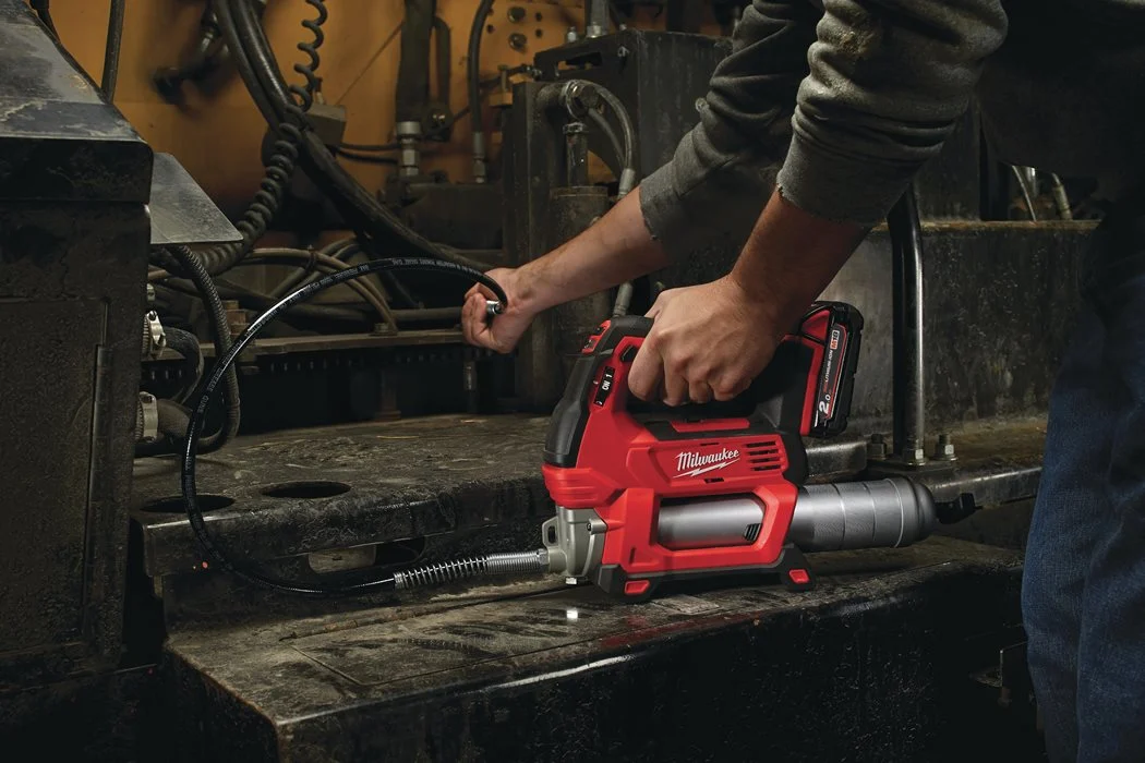 Milwaukee M18GG-201C